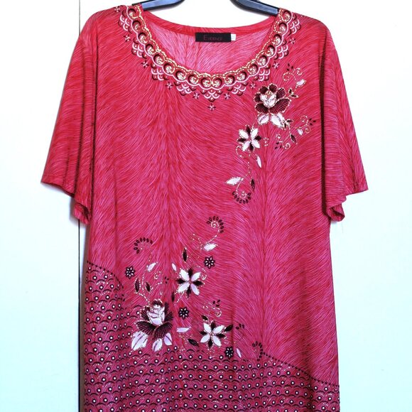 Sleek and Festive Top,  by Evidence - Picture 1 of 8